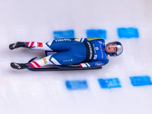 Hannah-Prock-feiert-in-Winterberg-ersten-Rodel-Weltcupsieg