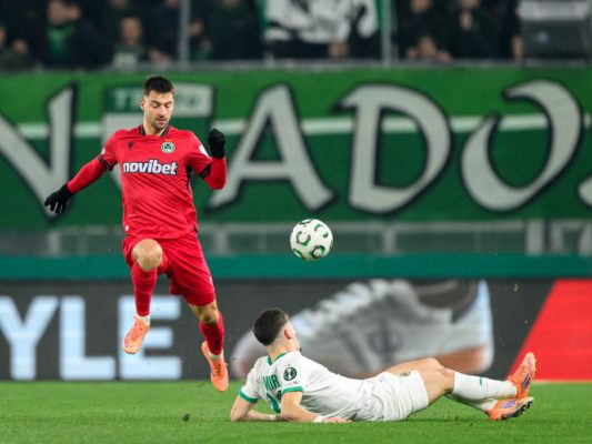 Rapid-nach-0-1-gegen-Omonia-in-Conference-League-out