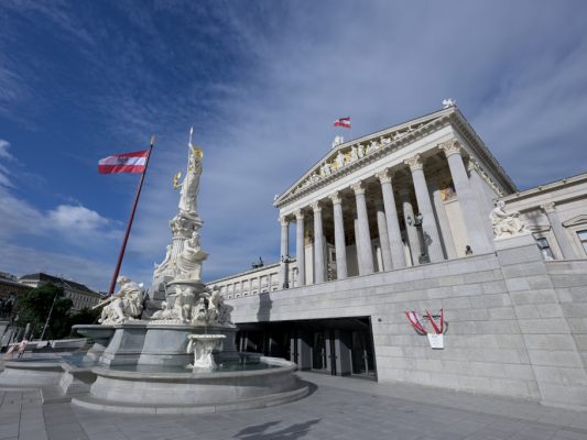 -sterreicher-nur-zu-35-Prozent-mit-politischem-System-zufrieden