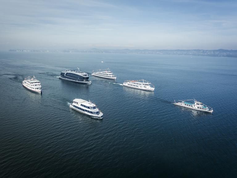 diese-firma-hebt-seit-20-jahren-bei-sturm-wie-flaute-den-bodensee-ins-scheinwerferlicht