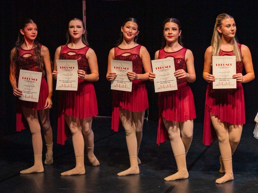 G-tzner-Tanzschule-gewinnt-ersten-Meistertitel-im-Contemporary