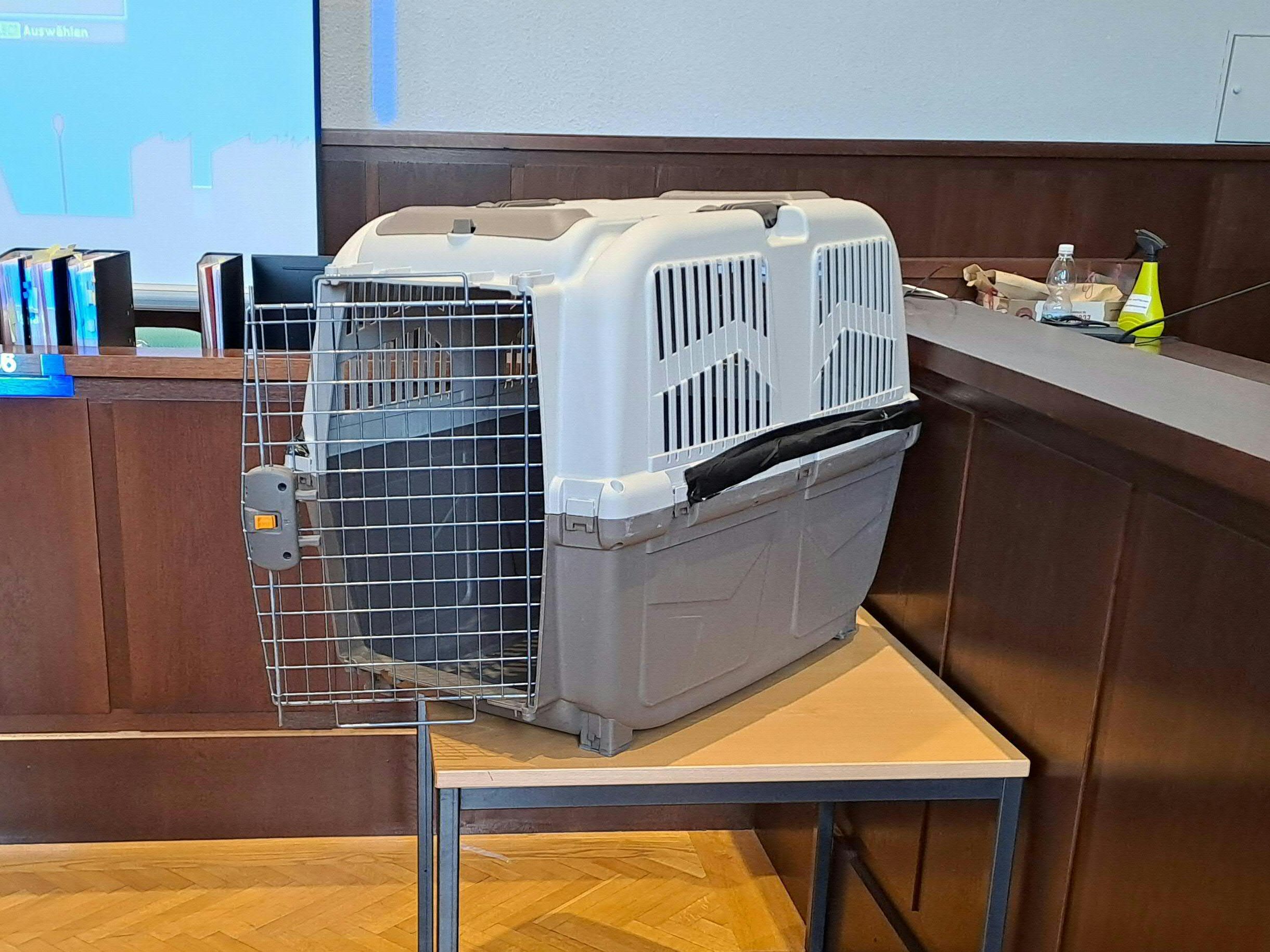 Hundebox-Fall-im-Waldviertel-Neues-Gutachten-belastet-Sozialarbeiter