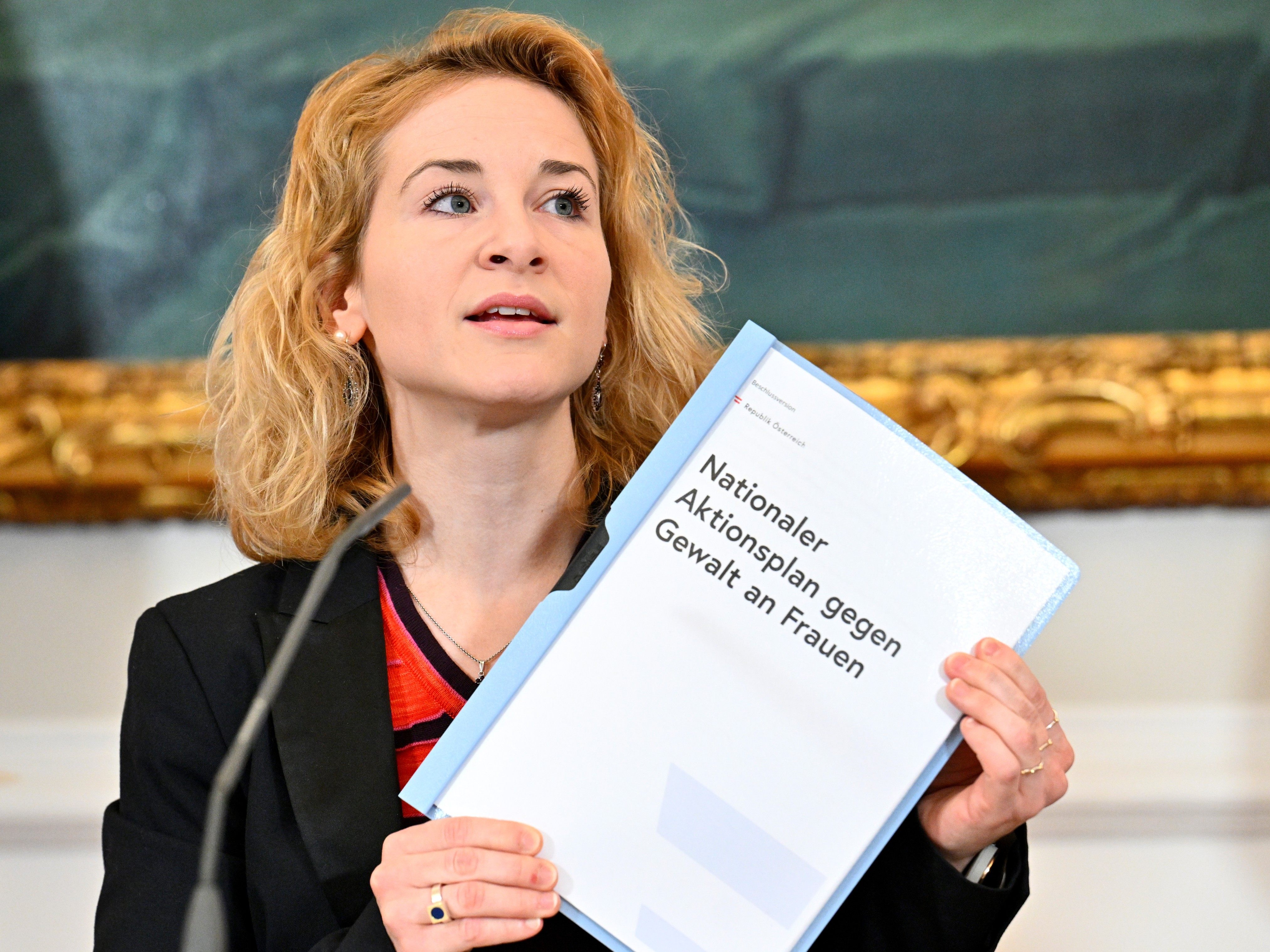 Studie-deckt-L-cken-im-Umgang-mit-Bel-stigung-und-Diskriminierung-an-Unis-auf