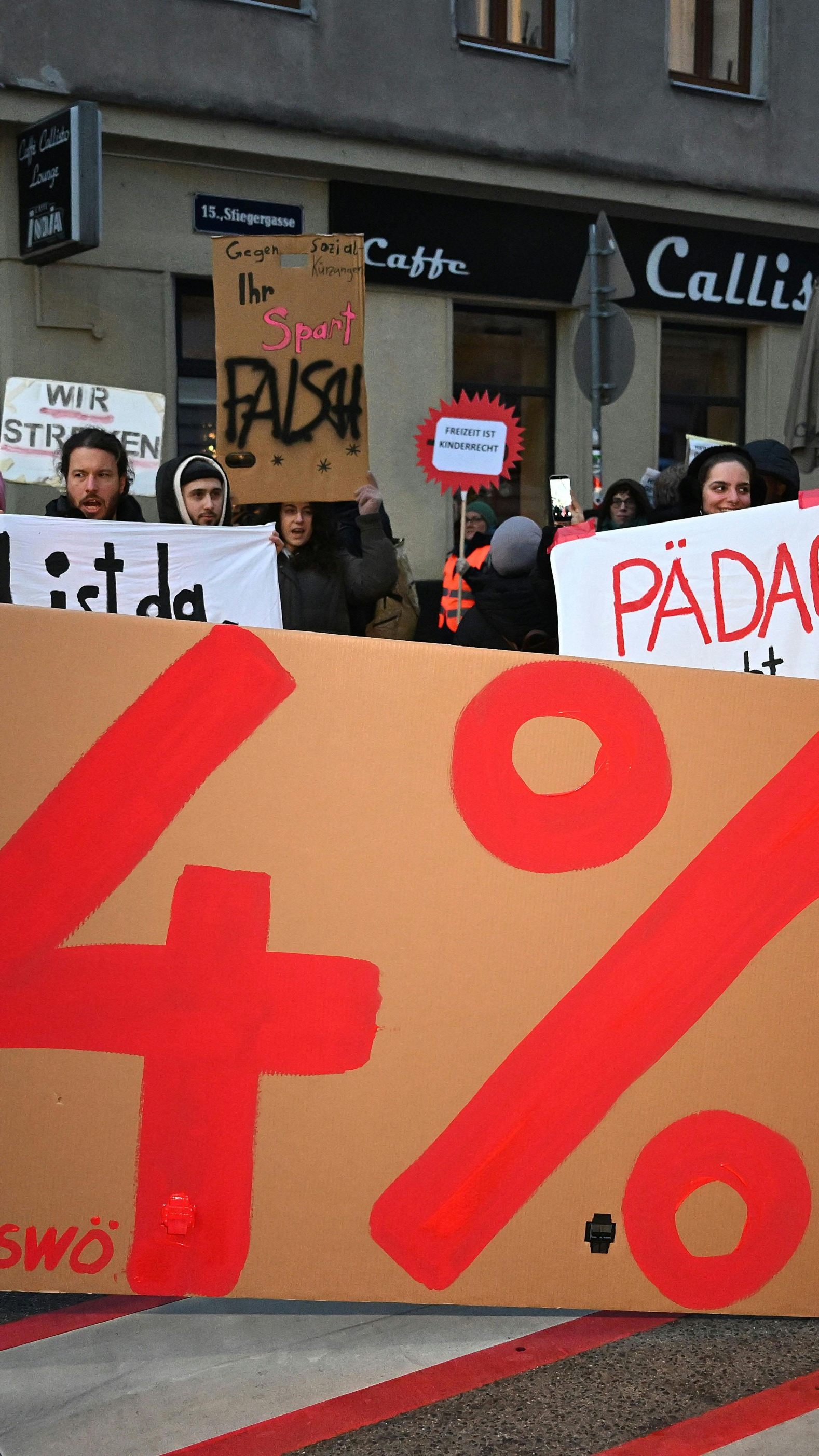 Die Gewerkschaft pocht auf vier Prozent Lohnerhöhung.