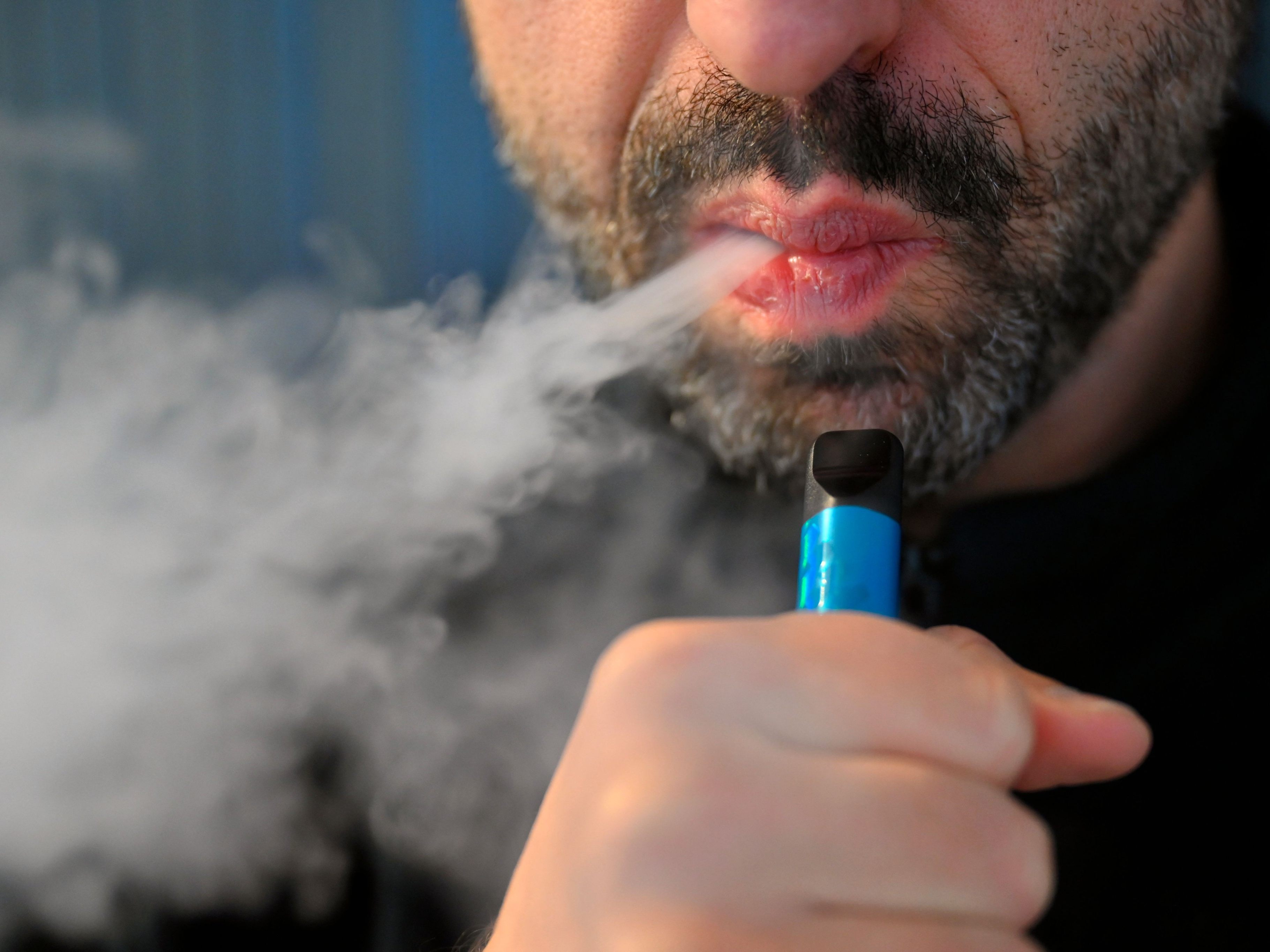 Einweg-E-Zigaretten sollen verboten werden.