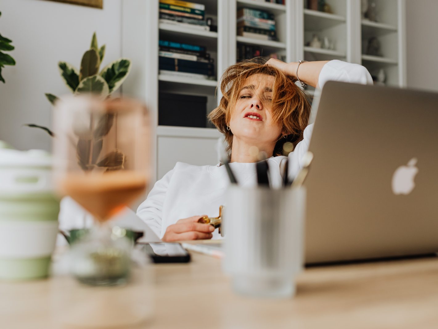 Arbeitsklimaindex-Zeitdruck-und-Beschwerden-tr-ben-Zufriedenheit