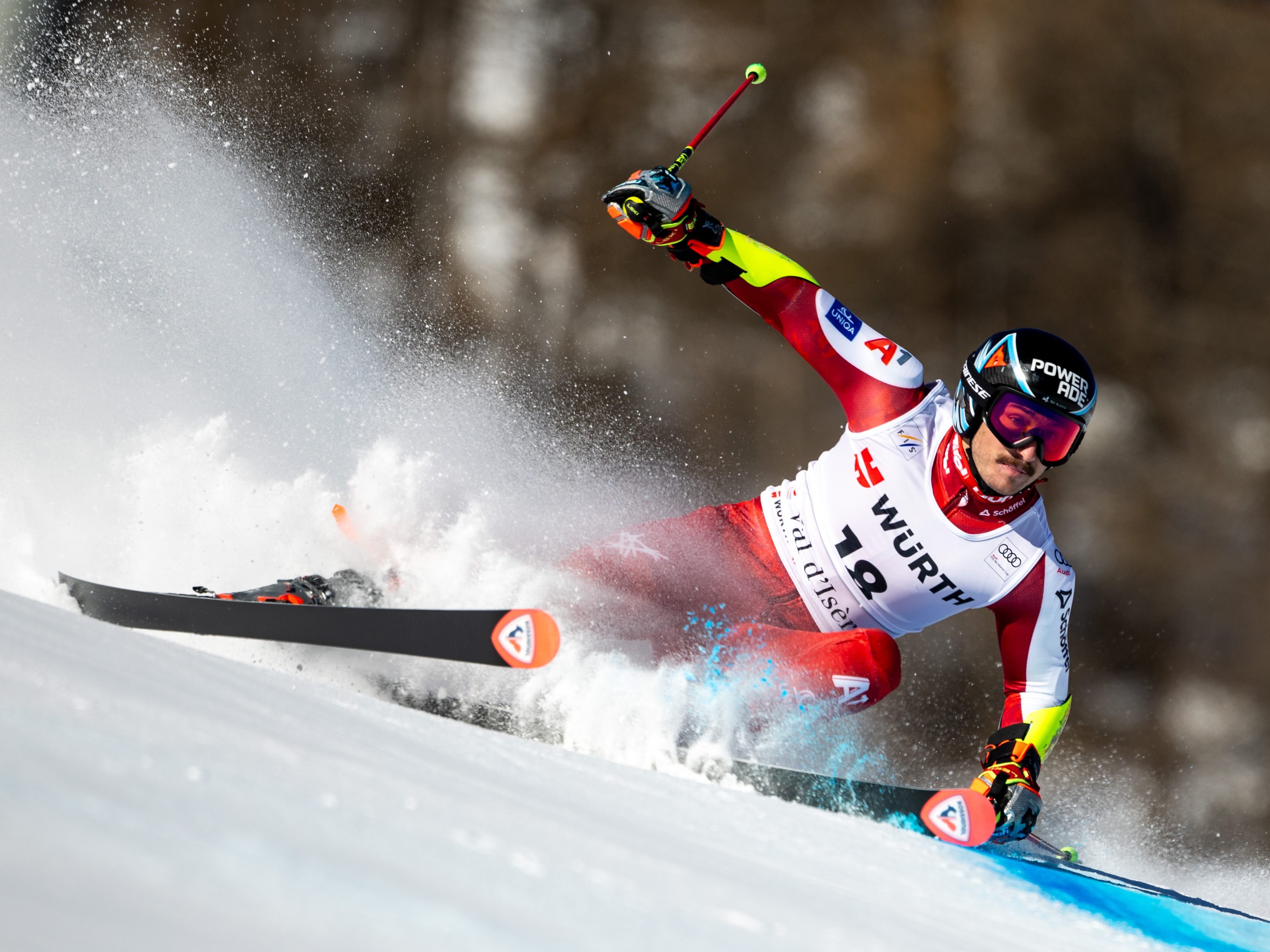 Schweizer-feiern-Dreifachsieg-im-RTL-Feurstein-landet-in-den-Top-10