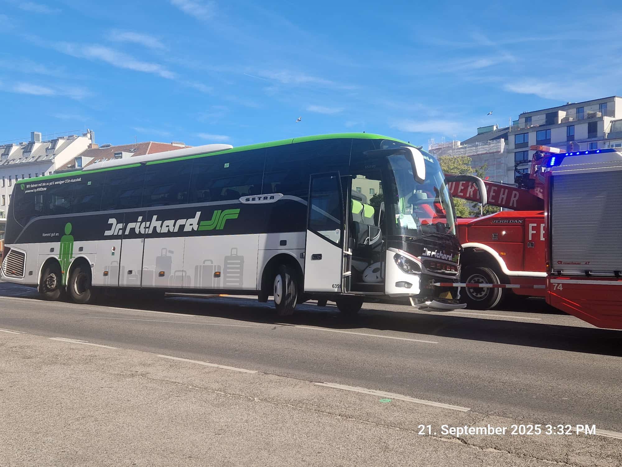 Nach-massivem-Stra-eneinbruch-auf-der-Wienzeile-Unterirdische-L-cher-werden-gestopft