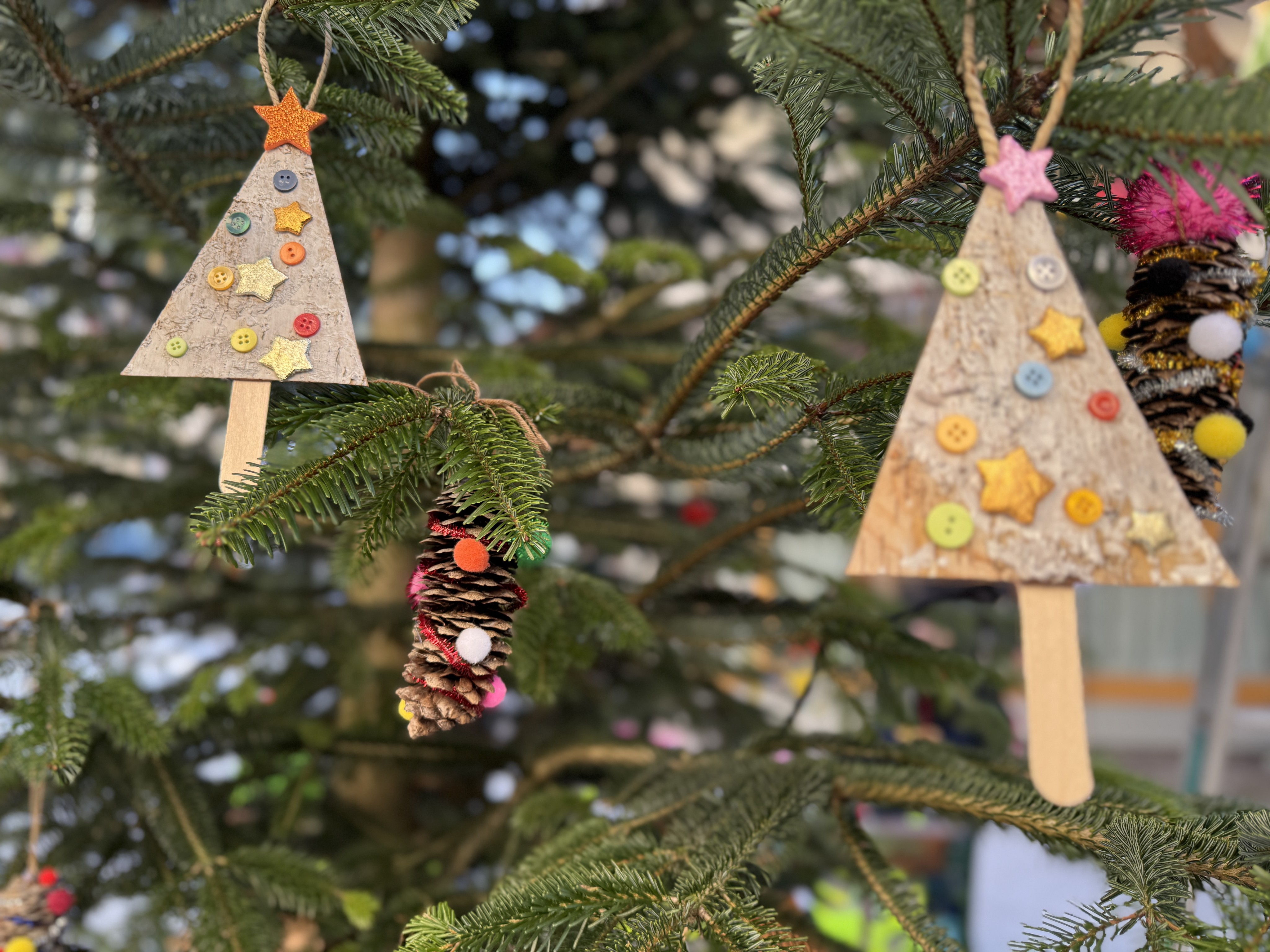Christbaum schmücken, Vorarlberg, Gaschurn, Kinder, Kindergarten, Spielgruppe, Famon