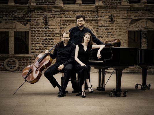 Weihnachtskonzerte-in-der-Villa-Falkenhorst