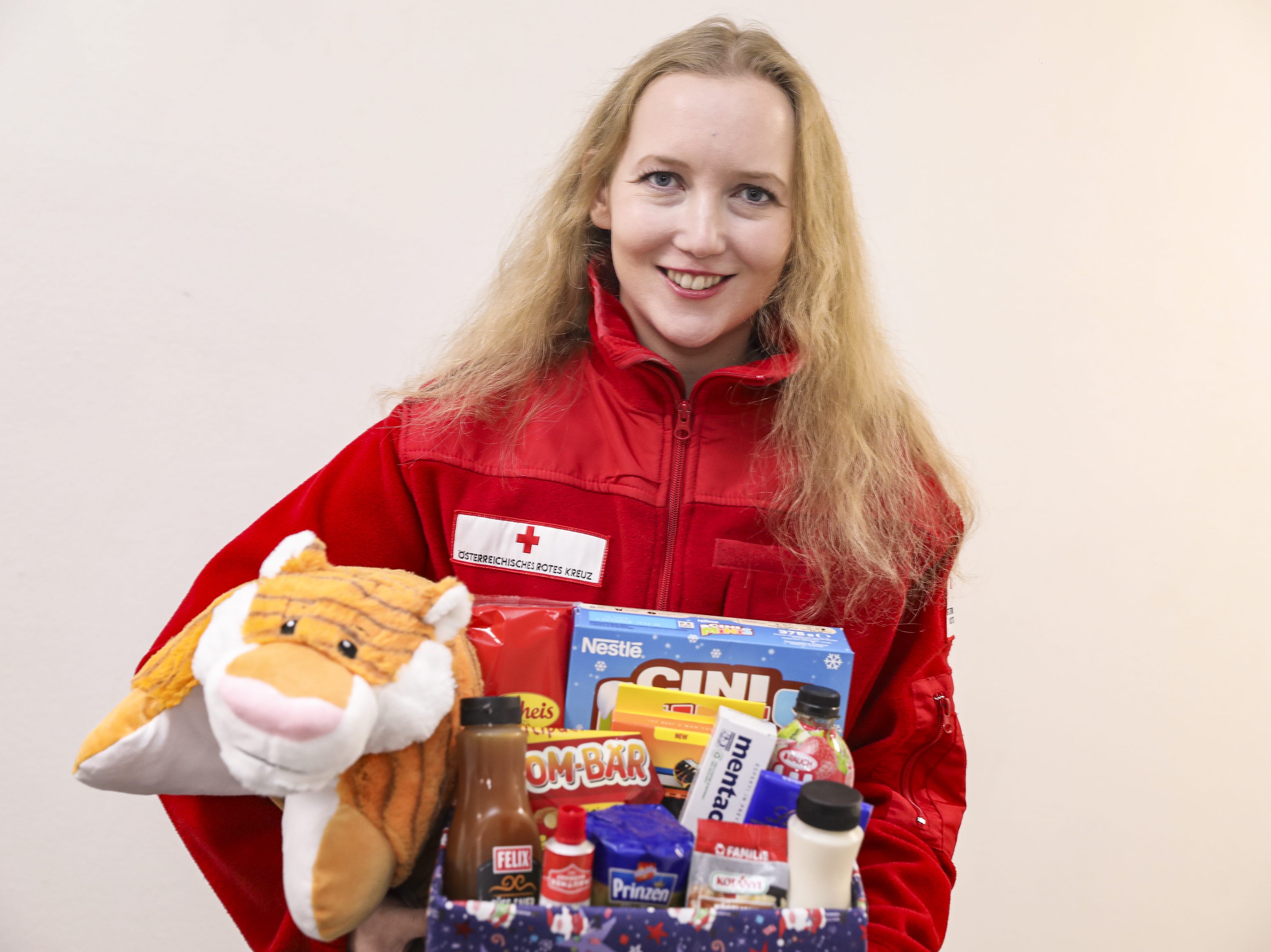 5-000-weihnachtspakete-f-r-familien-in-not