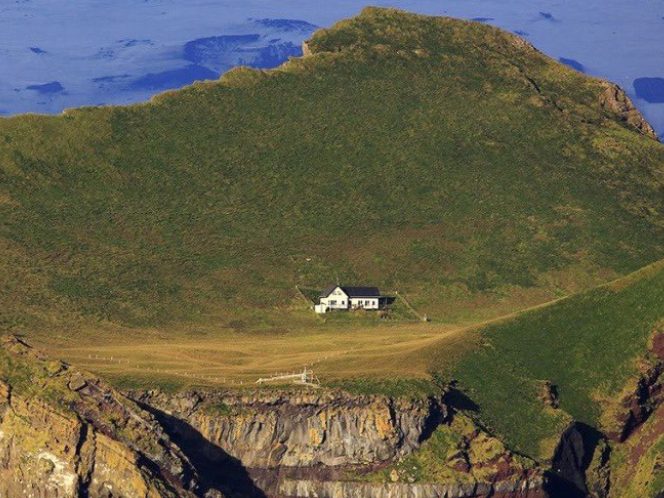 abgelegen-und-ohne-strom-was-hinter-dem-quot-einsamsten-haus-der-welt-quot-steckt