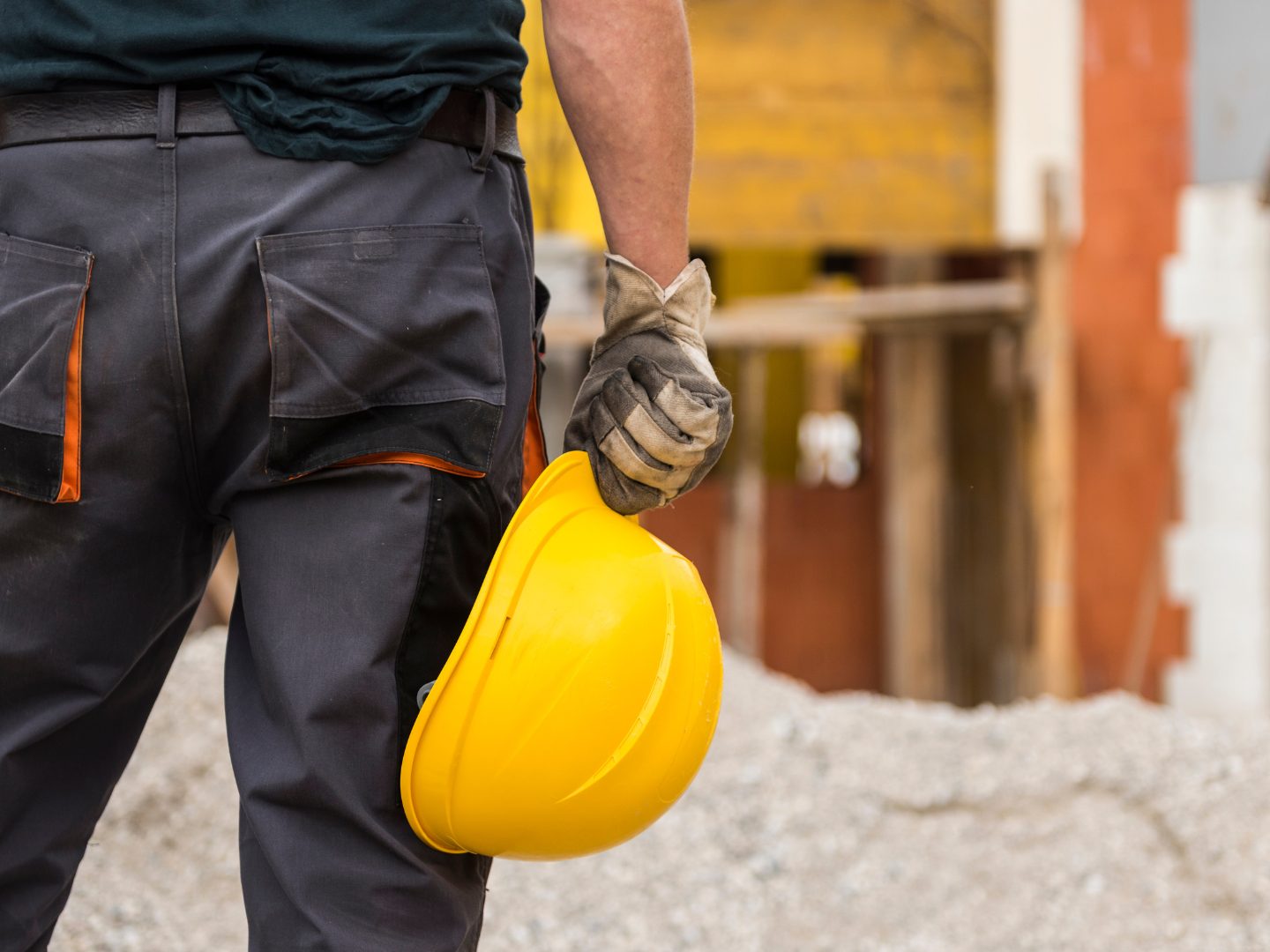 Tragseil-rei-t-bei-Forstarbeiten-41-J-hriger-t-dlich-verungl-ckt