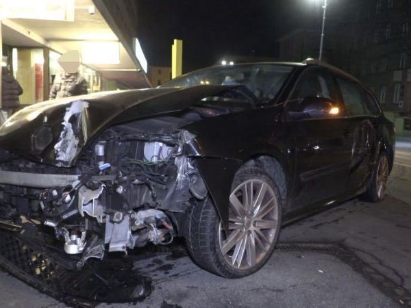 Nach-Rammkurs-quer-durch-Bregenz-zum-D-ner-Imbiss