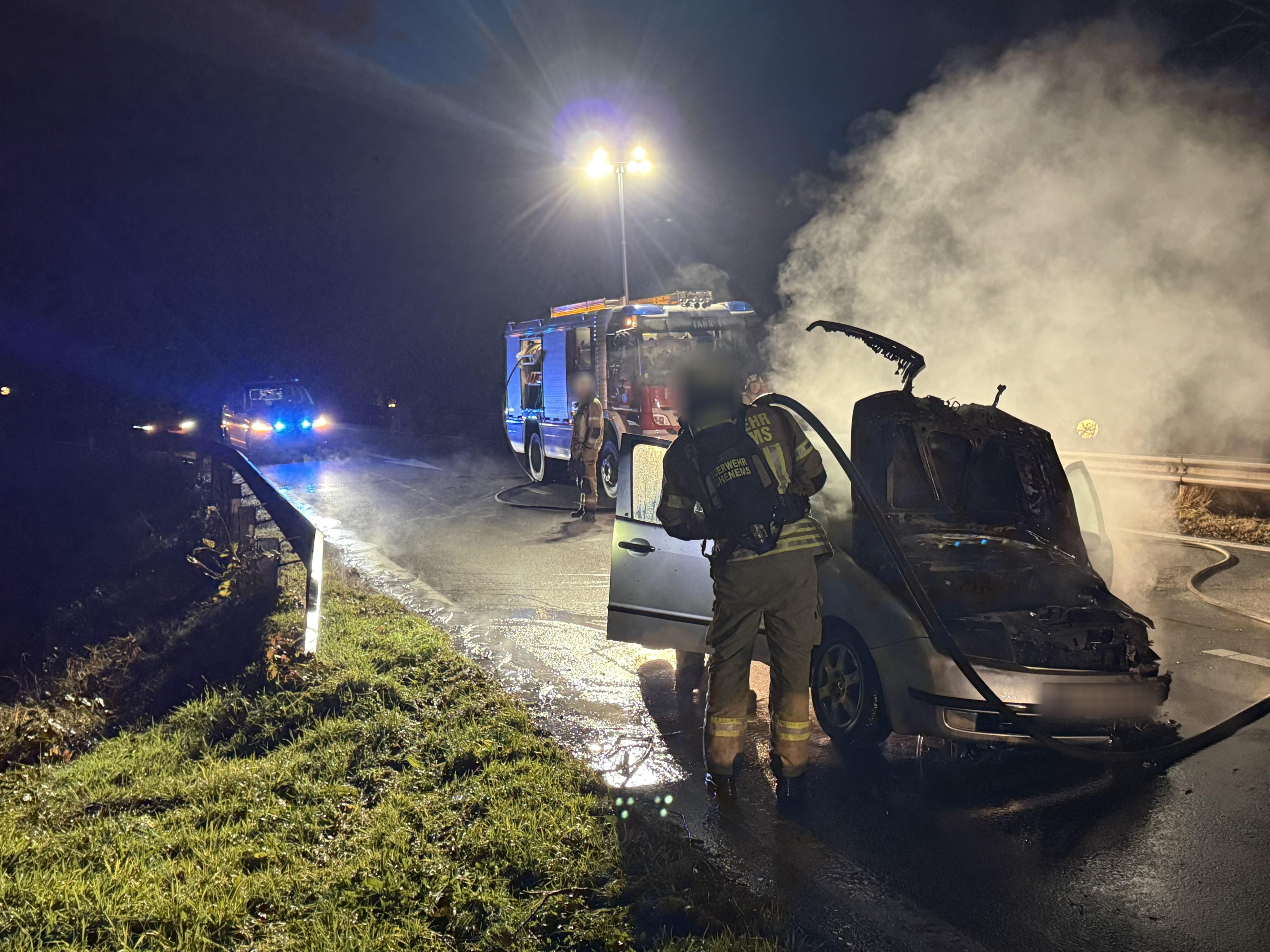 N-chtlicher-Unfall-auf-der-A14-bei-Altach