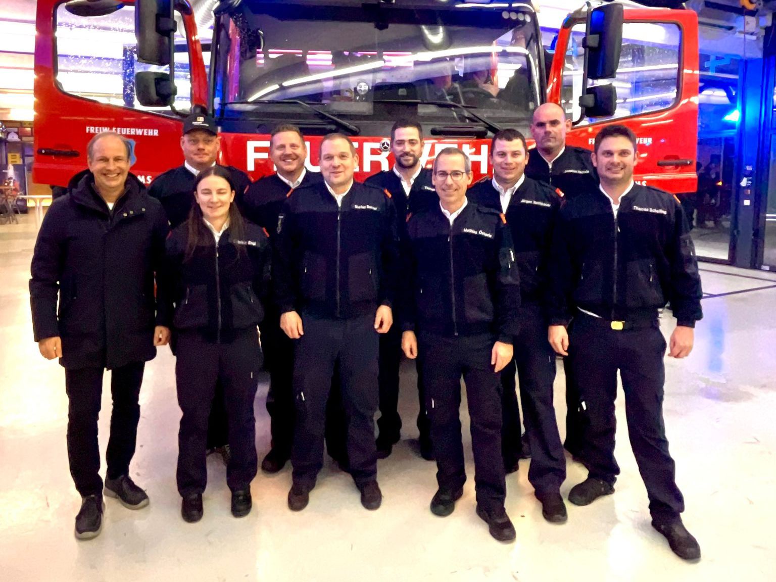 Neues-R-st-L-sch-Fahrzeug-f-r-die-Feuerwehr